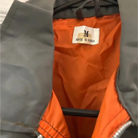 This is a vintage military white suit in sage green - Picture 3 of 5